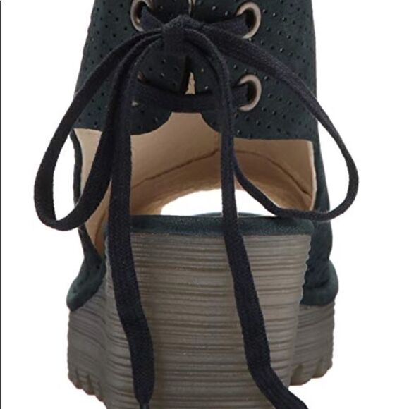 NIB Fly London YPUL in Cupido Reef {Size 39} - Picture 5 of 8